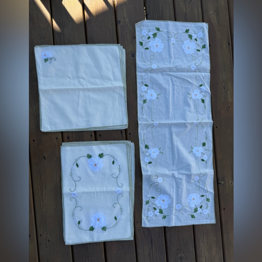 Appliqued Embroidered Placemats and  Napkins table setting